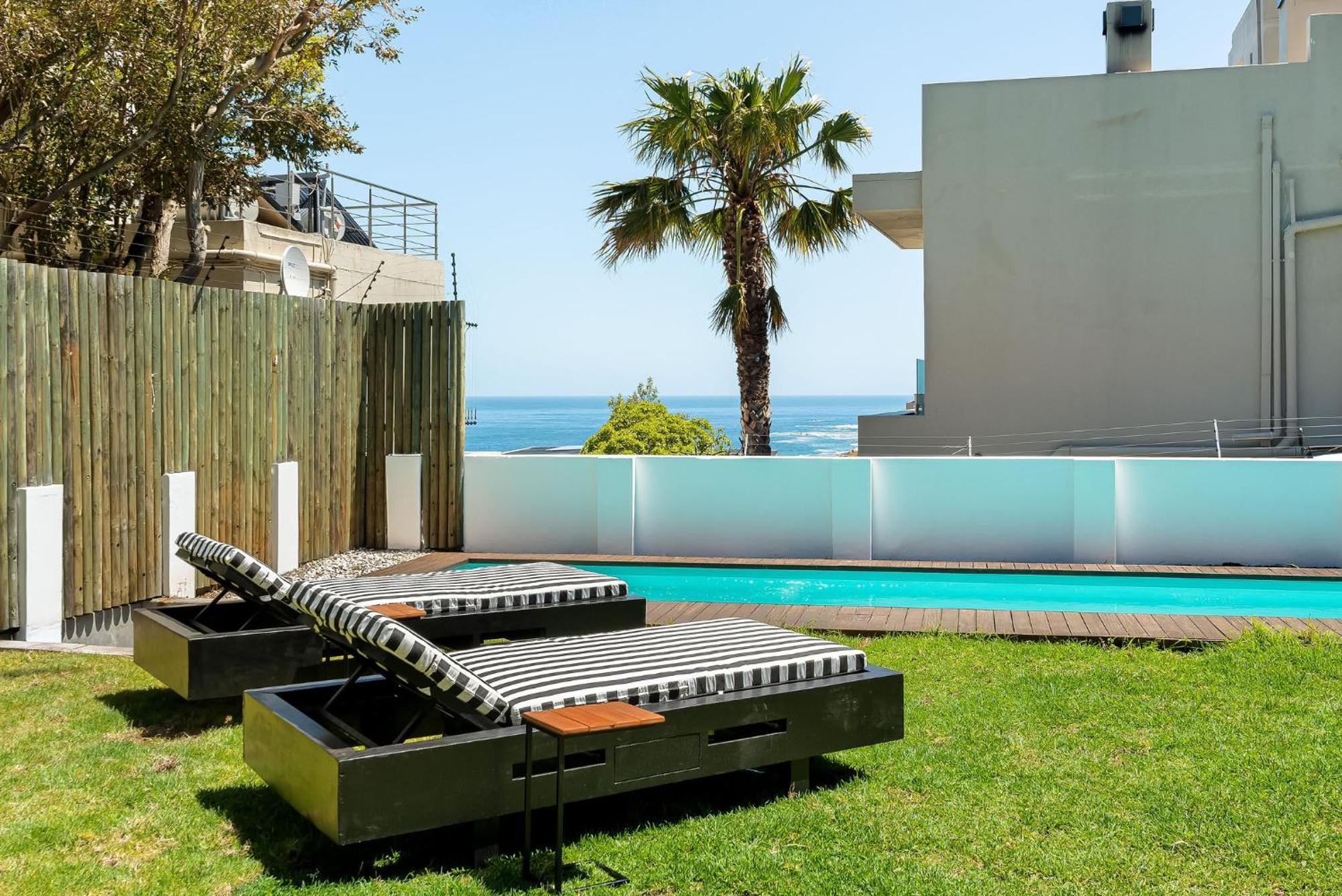 Neighbourgood 1St Crescent Camps Bay Hotell Kapstaden Exteriör bild