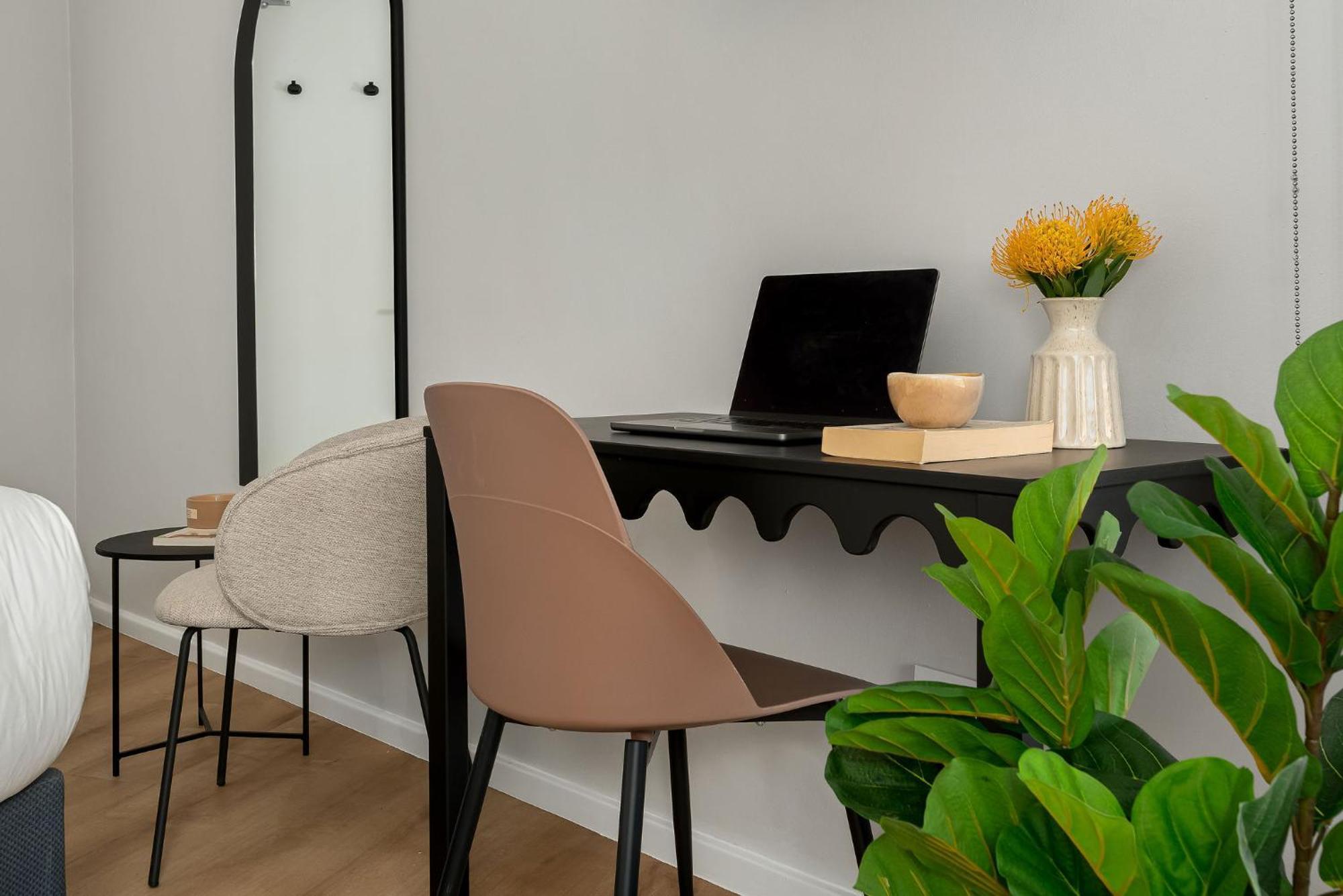 Neighbourgood 1St Crescent Camps Bay Hotell Kapstaden Exteriör bild