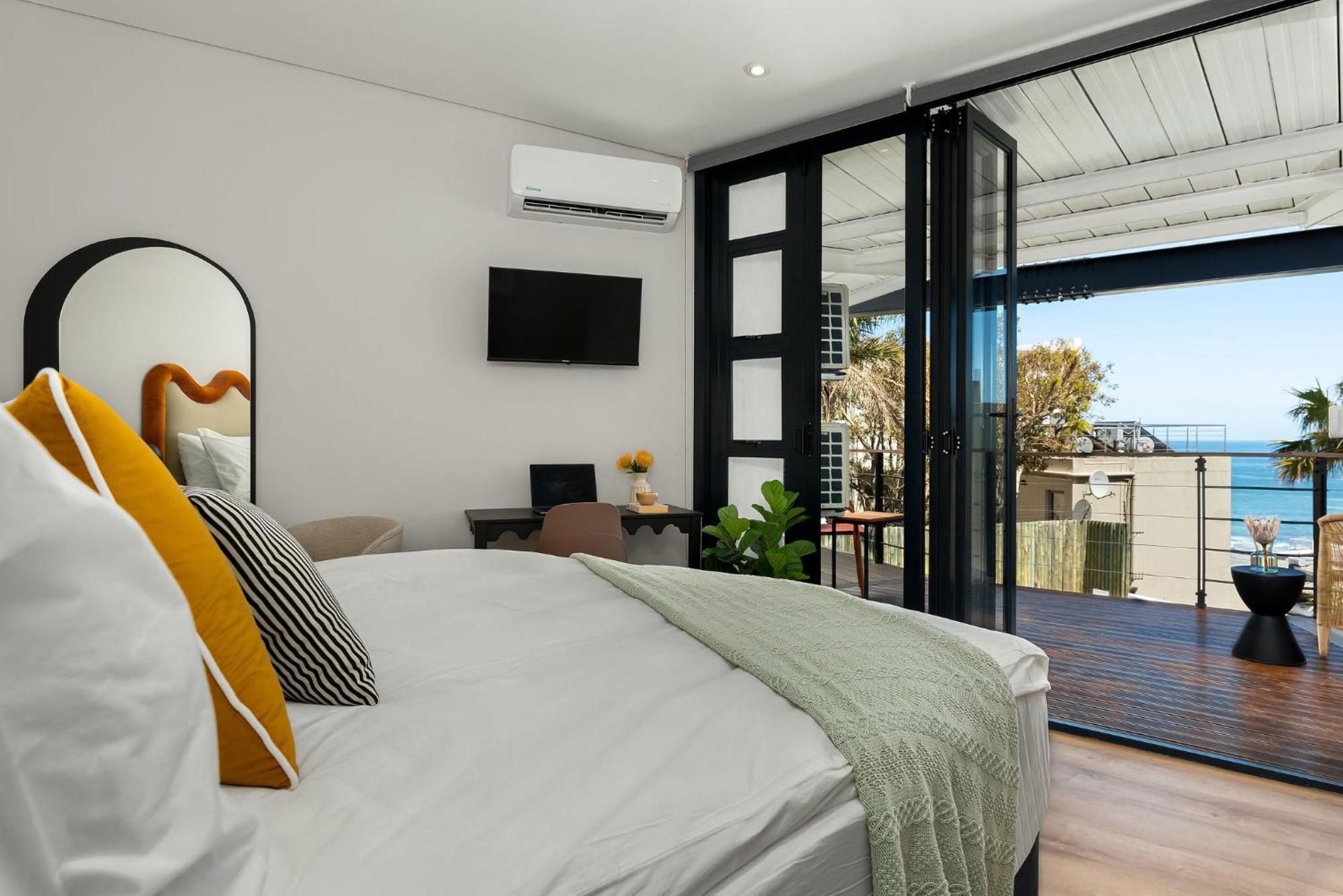 Neighbourgood 1St Crescent Camps Bay Hotell Kapstaden Exteriör bild