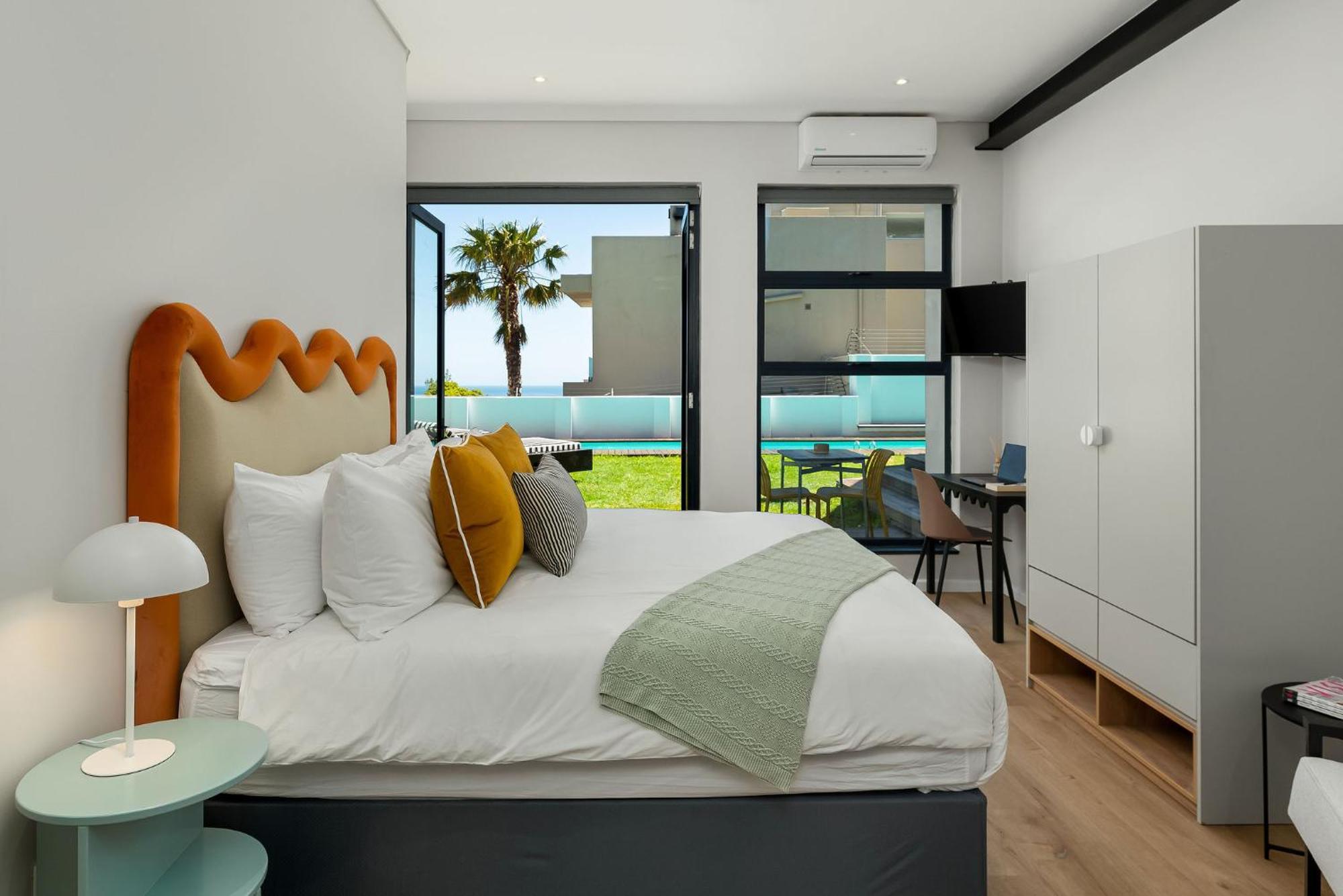 Neighbourgood 1St Crescent Camps Bay Hotell Kapstaden Exteriör bild